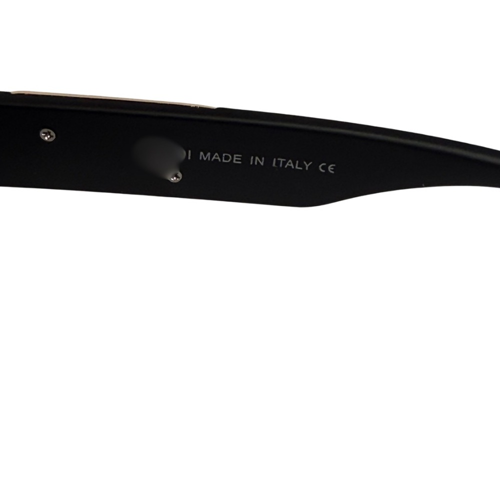 Oversized Square Fashion Sunglasses – Black Frame with Gold Accents & Case - Picture 5 of 5